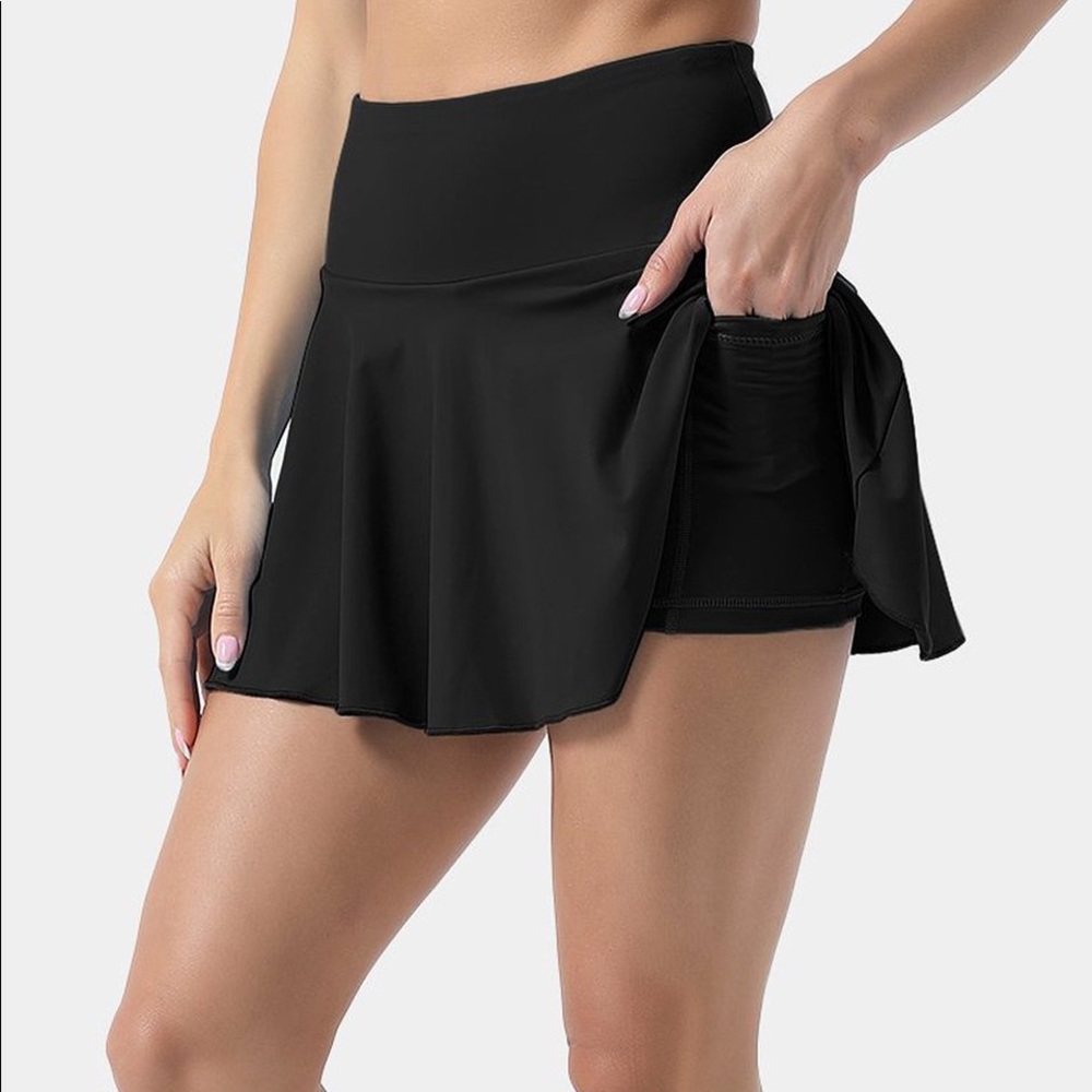 Halara Black Skort (NWT)